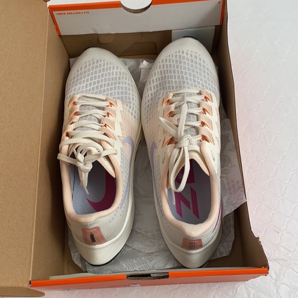 Nike Air Zoom Pegasus 37 Pale Ivory running sneakers size 10 - Picture 13 of 14